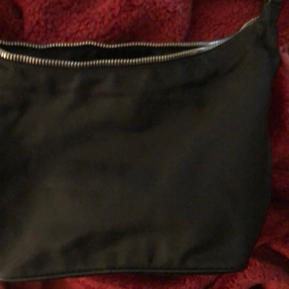 Prada bag - Picture 2 of 2